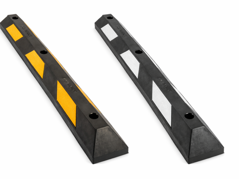 Separator miejsca parkingowego 1200 mm z elementami odblaskowymi